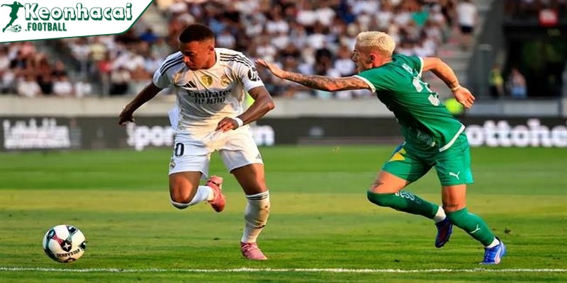 Đội hình mạnh, Mbappe sát cánh cùng Vinicius và Diaz